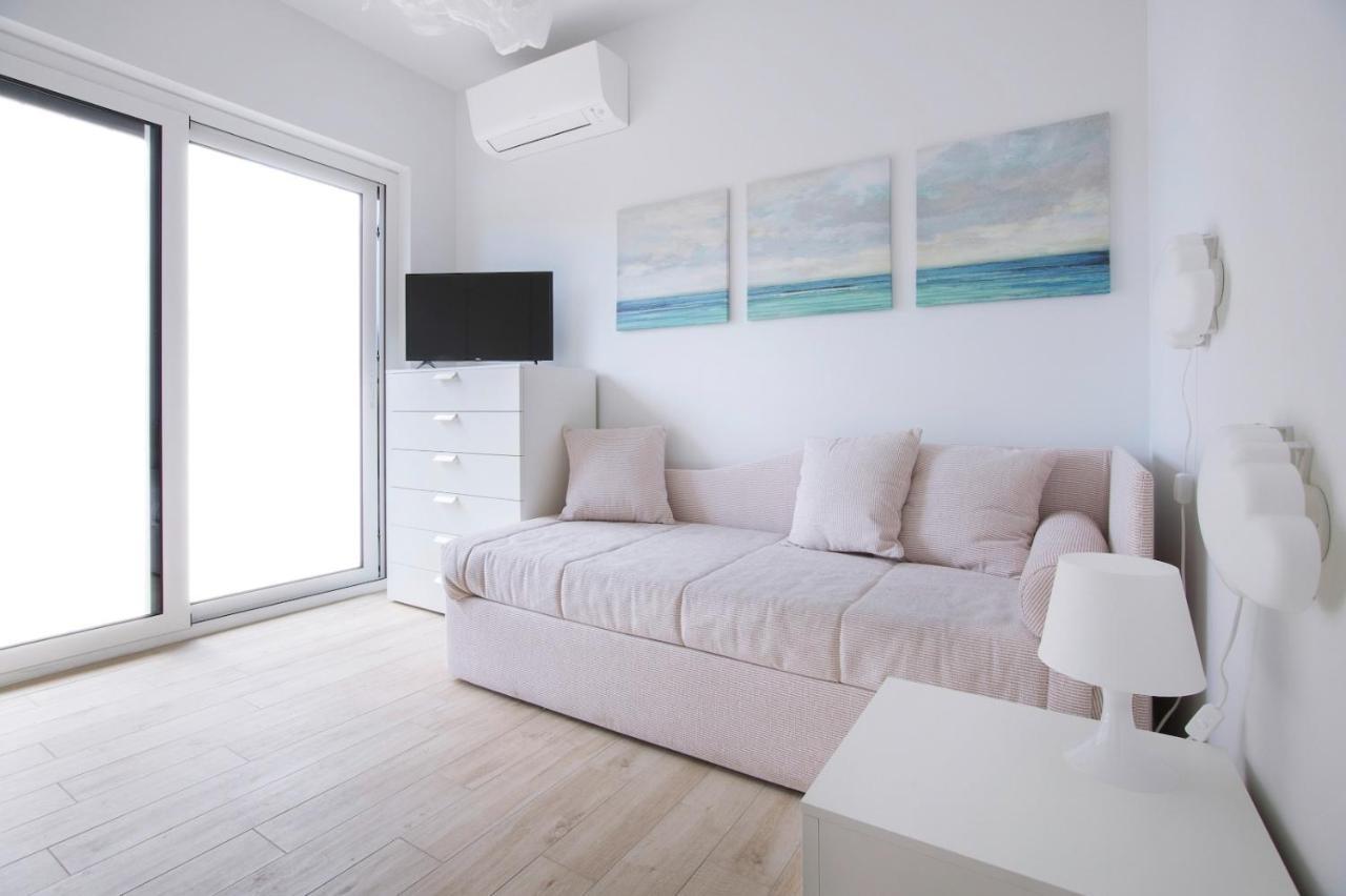 Italianway - Cristoforo Colombo 12 Apartment ซานบาร์โตโลเมโอ อัล มาเร ภายนอก รูปภาพ